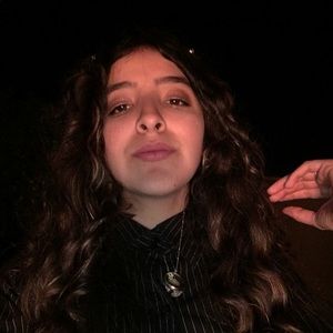 Meet your Posher, Sarai